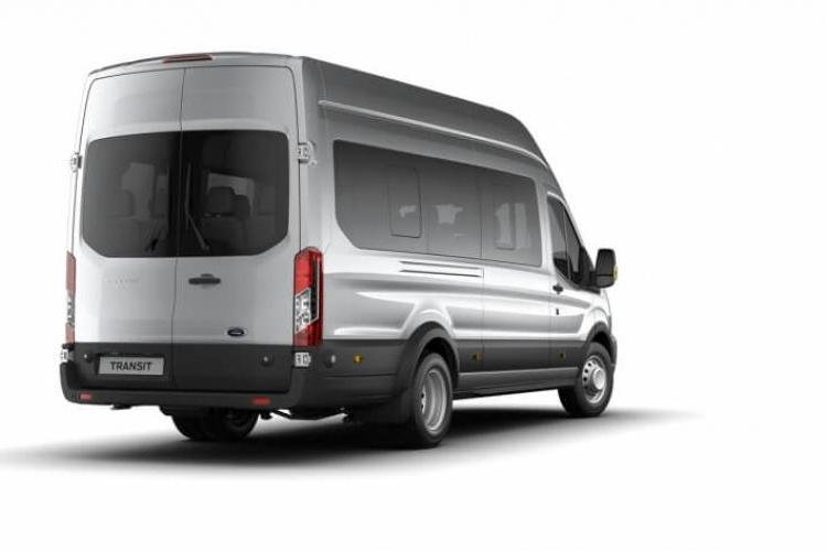 Minibus Airport Transfers Leeds